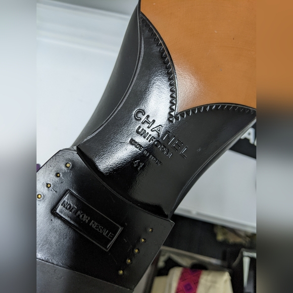 Chanel Uniform Men Shoe (US 8) "LIVE SHOW TODAY" - Picture 6 of 6